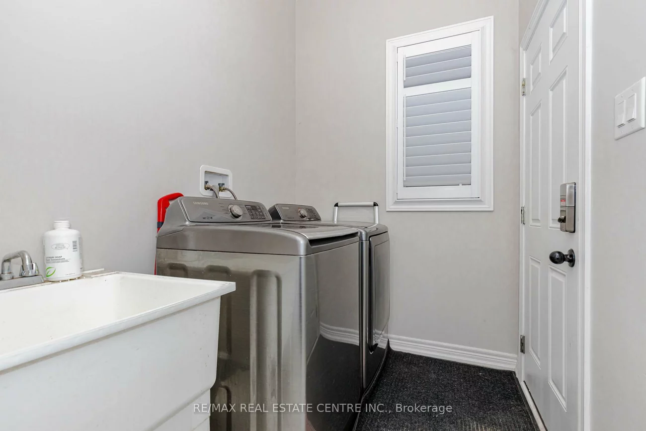 1332, Blackmore, Alcona, Innisfil