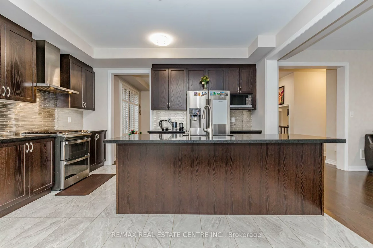 1332, Blackmore, Alcona, Innisfil