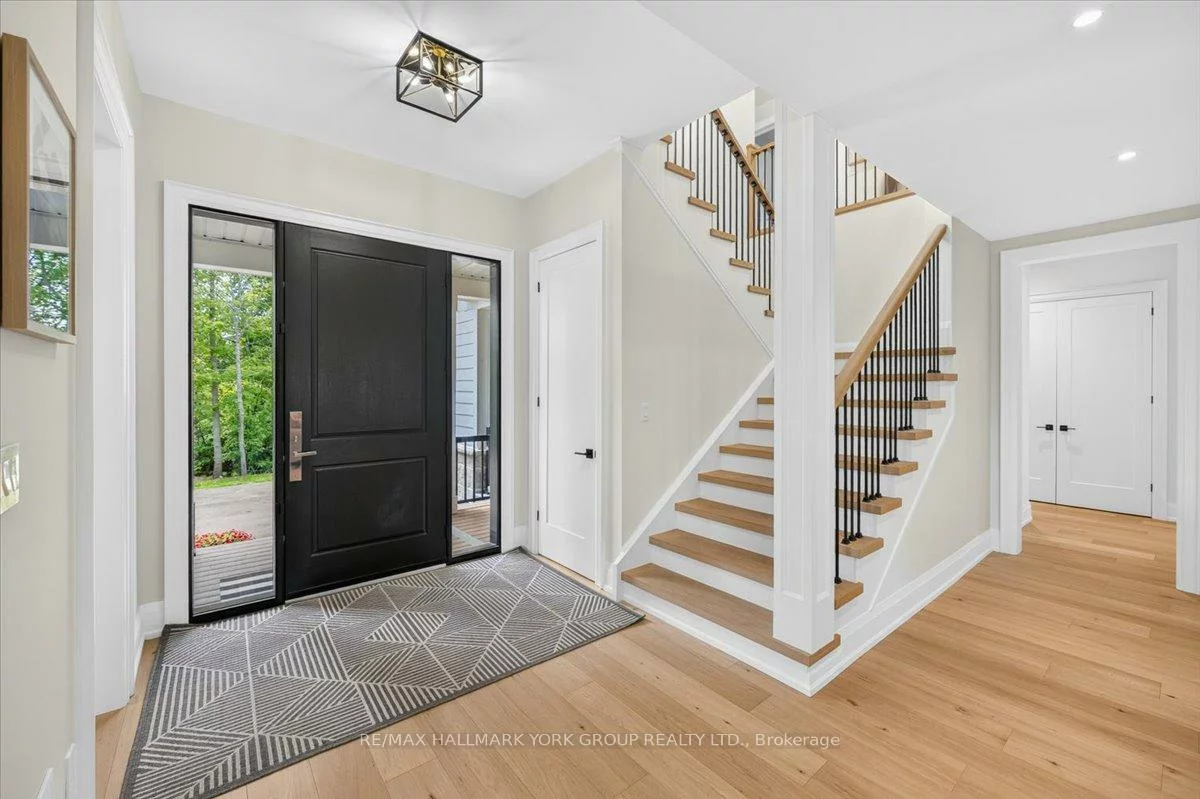 668, Florence, Alcona, Innisfil