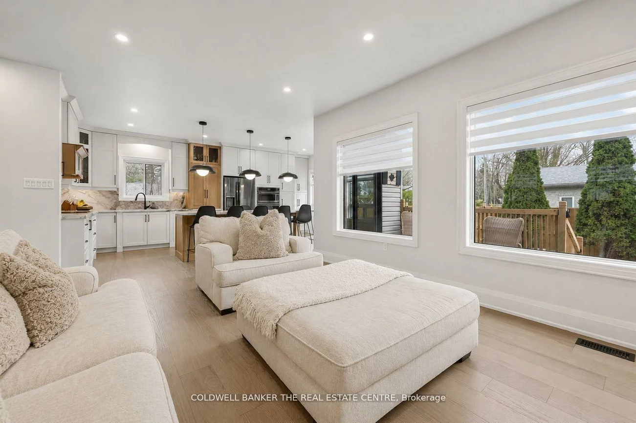 684, Lakelands, Alcona, Innisfil