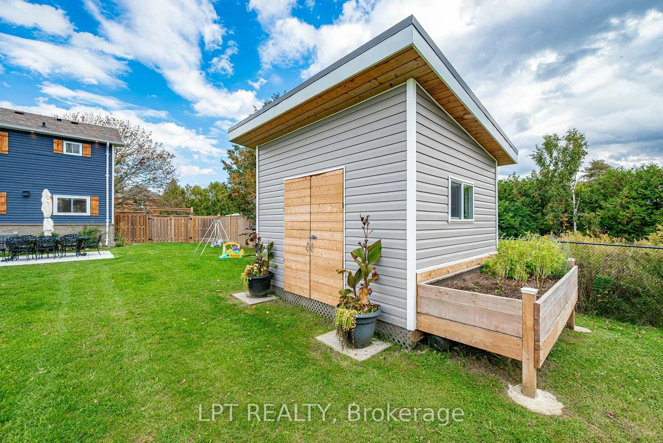 2730, Dempster, Stroud, Innisfil