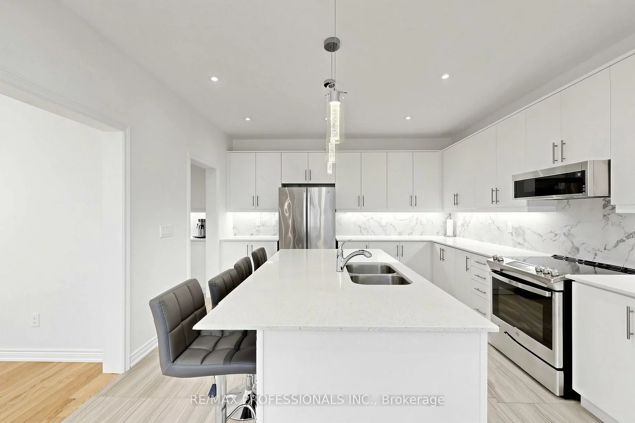 1450, Davis, Lefroy, Innisfil