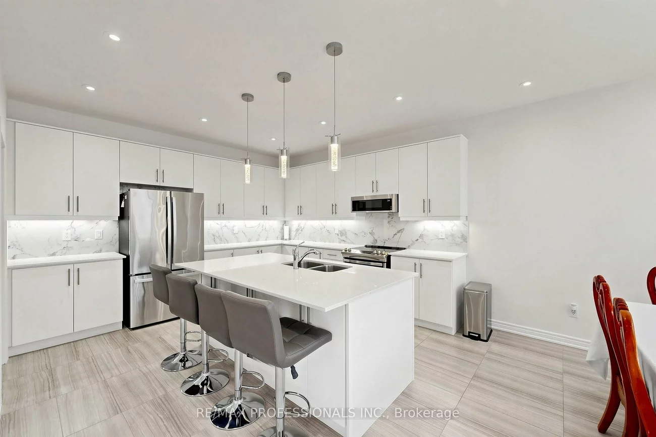 1450, Davis, Lefroy, Innisfil