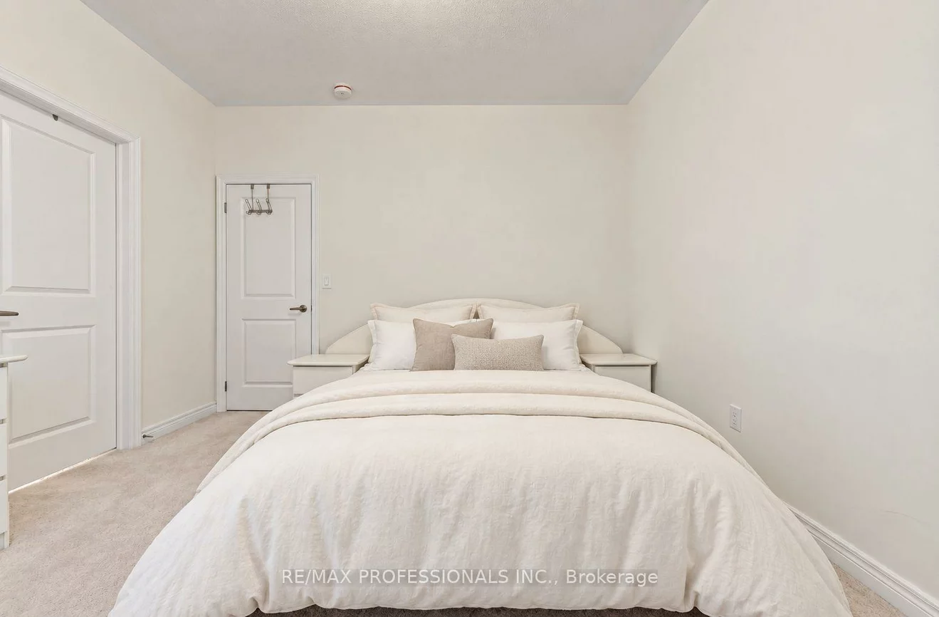 1450, Davis, Lefroy, Innisfil