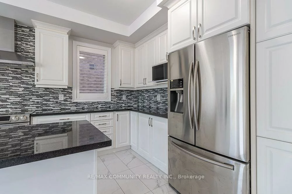 1305, Butler, Alcona, Innisfil