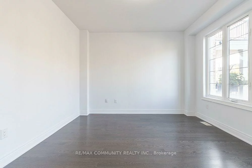 1305, Butler, Alcona, Innisfil