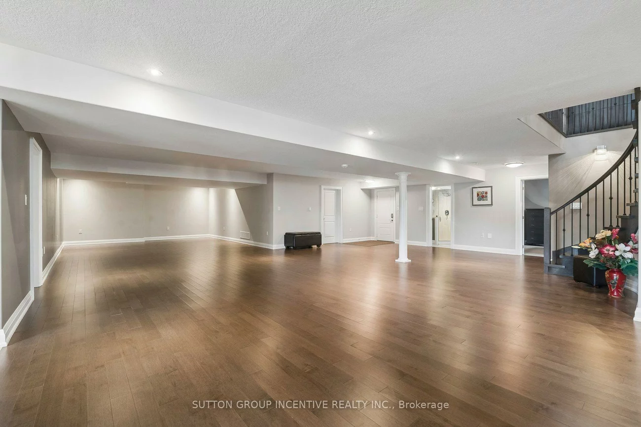 260, Sunnybrae, Stroud, Innisfil