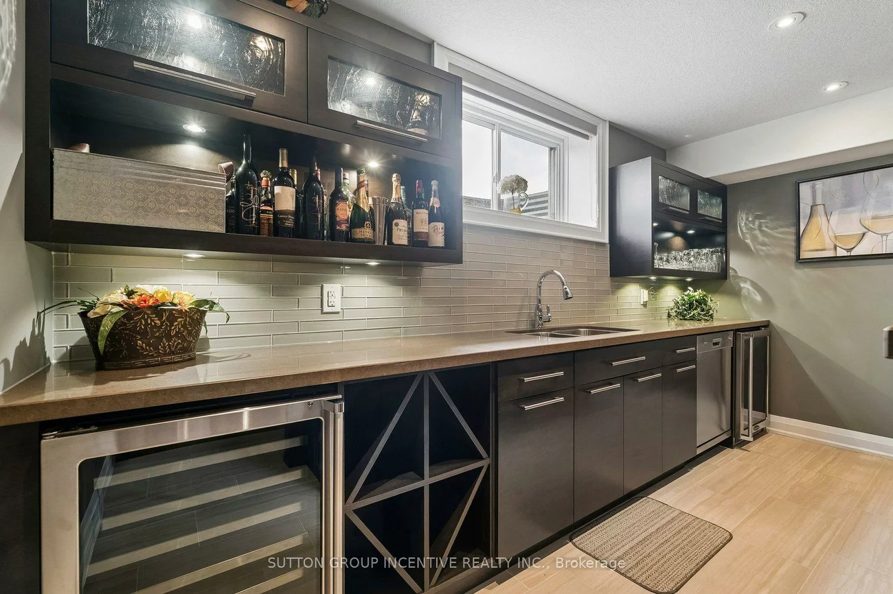 260, Sunnybrae, Stroud, Innisfil
