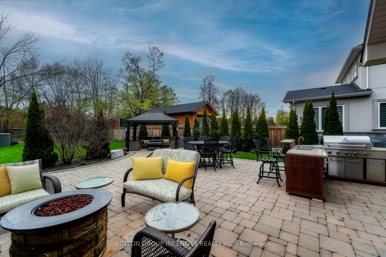 260, Sunnybrae, Stroud, Innisfil