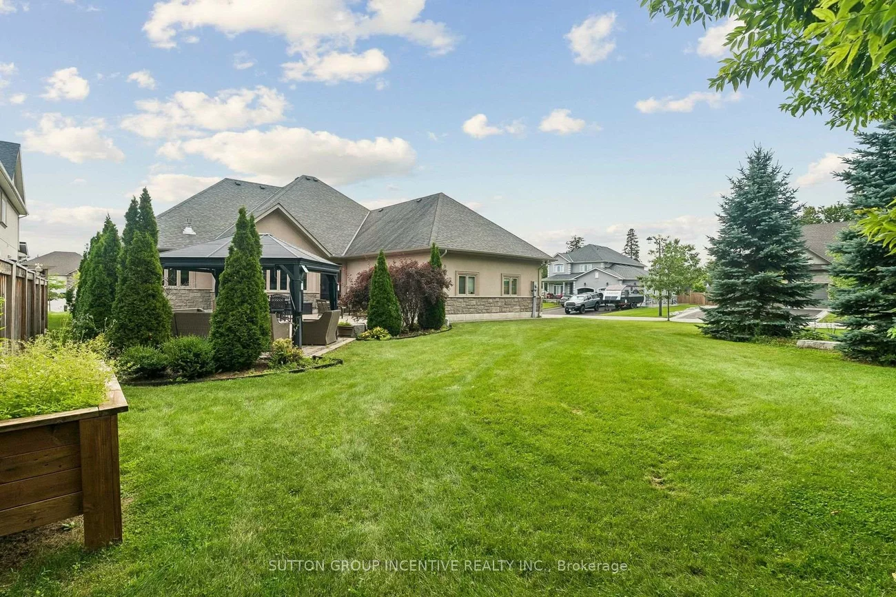 260, Sunnybrae, Stroud, Innisfil