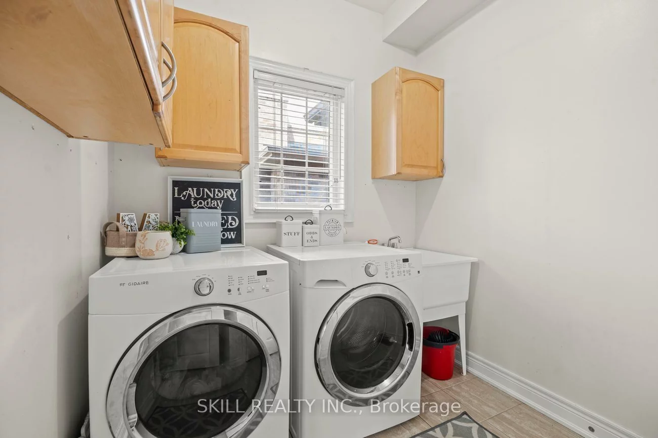 1390, Dallman, Lefroy, Innisfil