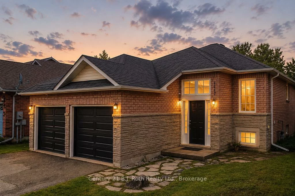 1117, Corrie, Alcona, Innisfil
