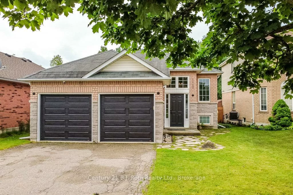 1117, Corrie, Alcona, Innisfil