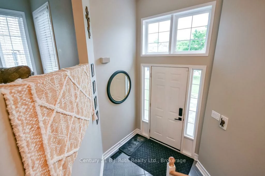 1117, Corrie, Alcona, Innisfil