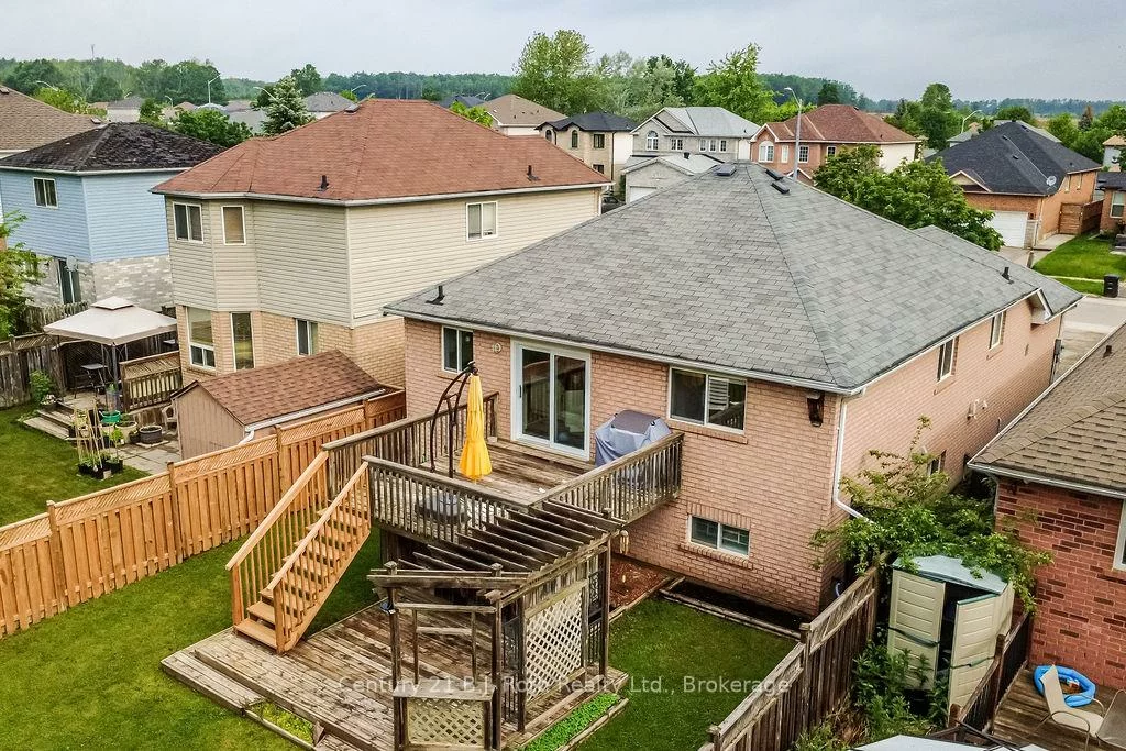 1117, Corrie, Alcona, Innisfil