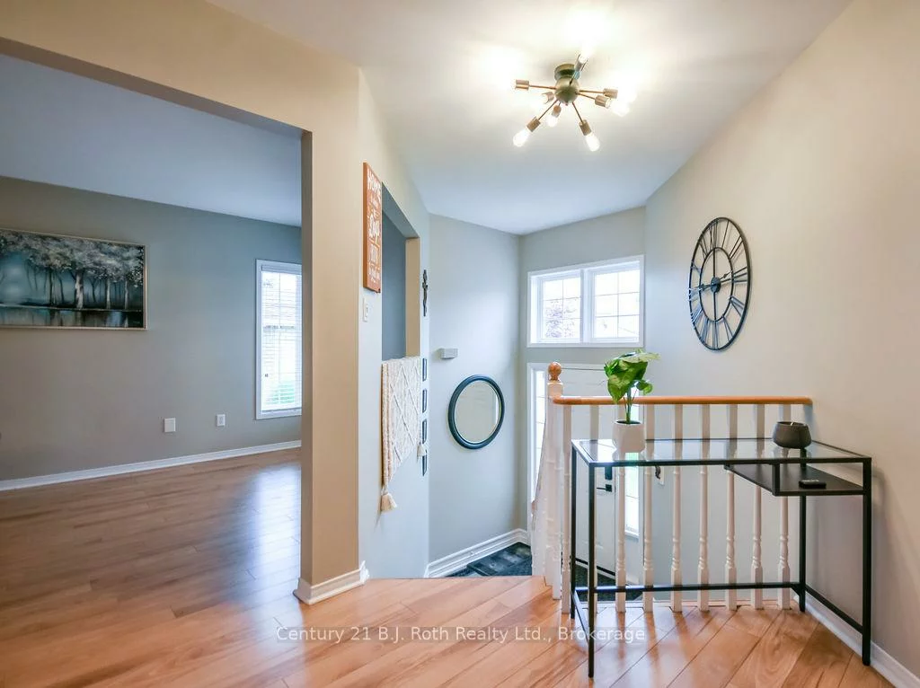 1117, Corrie, Alcona, Innisfil