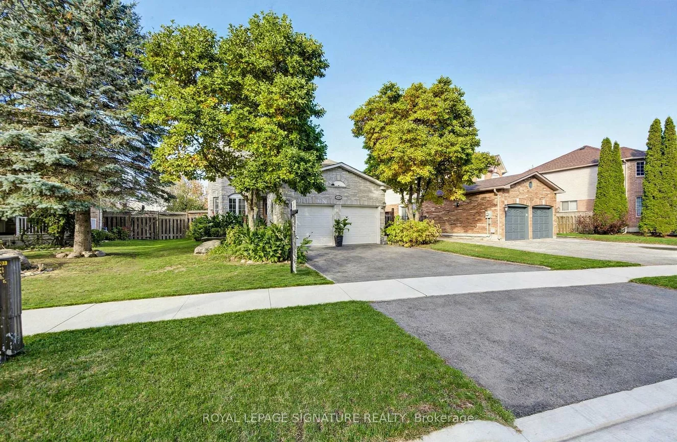 1180, Oriole, Alcona, Innisfil