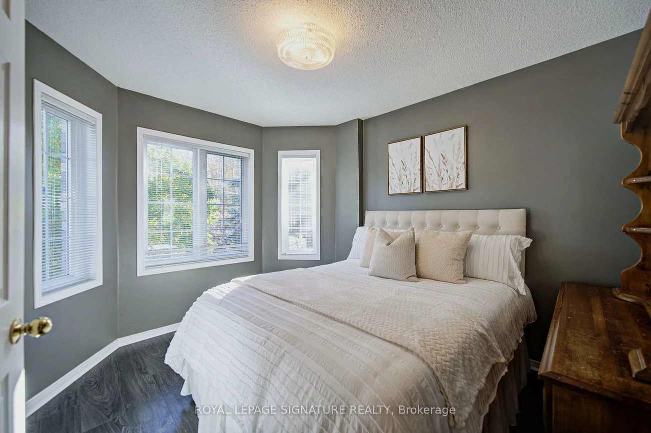 1180, Oriole, Alcona, Innisfil