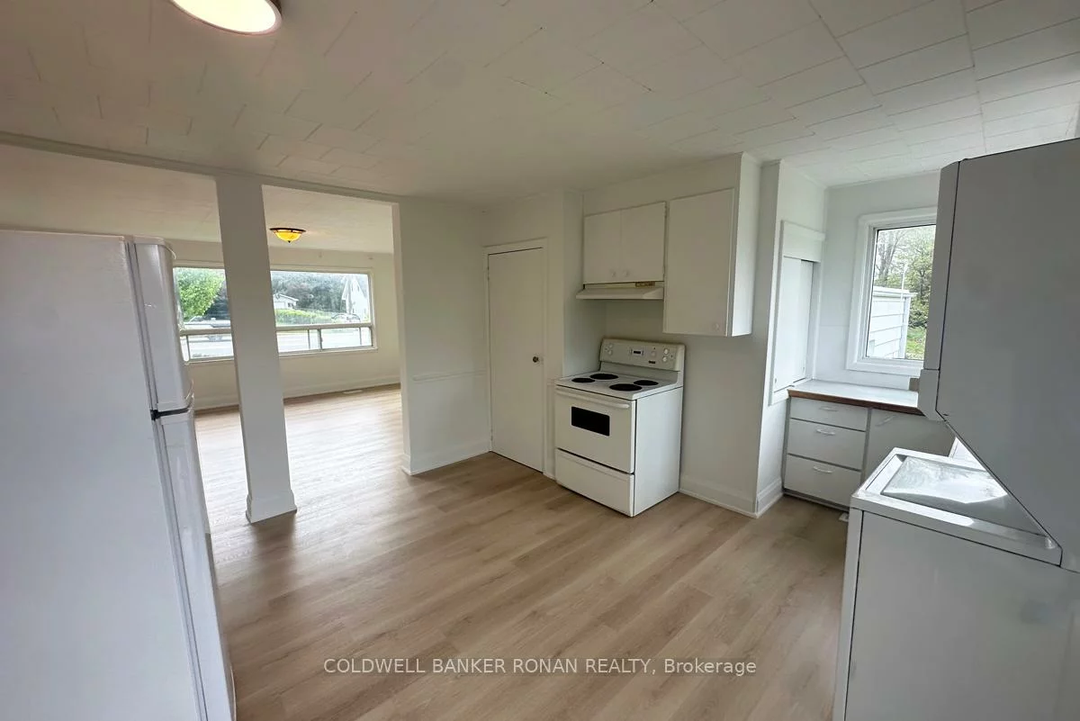 13185, Highway 27, Nobleton, King
