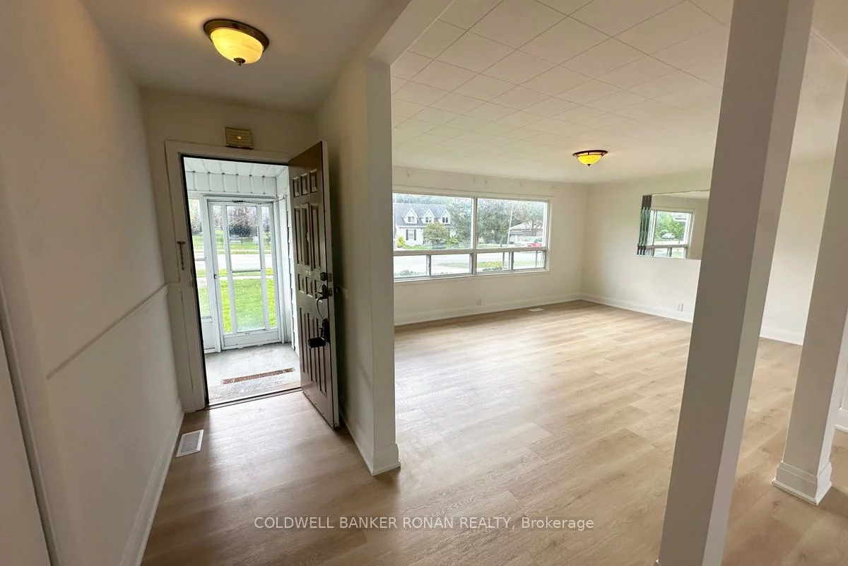 13185, Highway 27, Nobleton, King