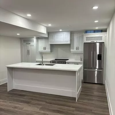8, WEST COAST, Nobleton, King