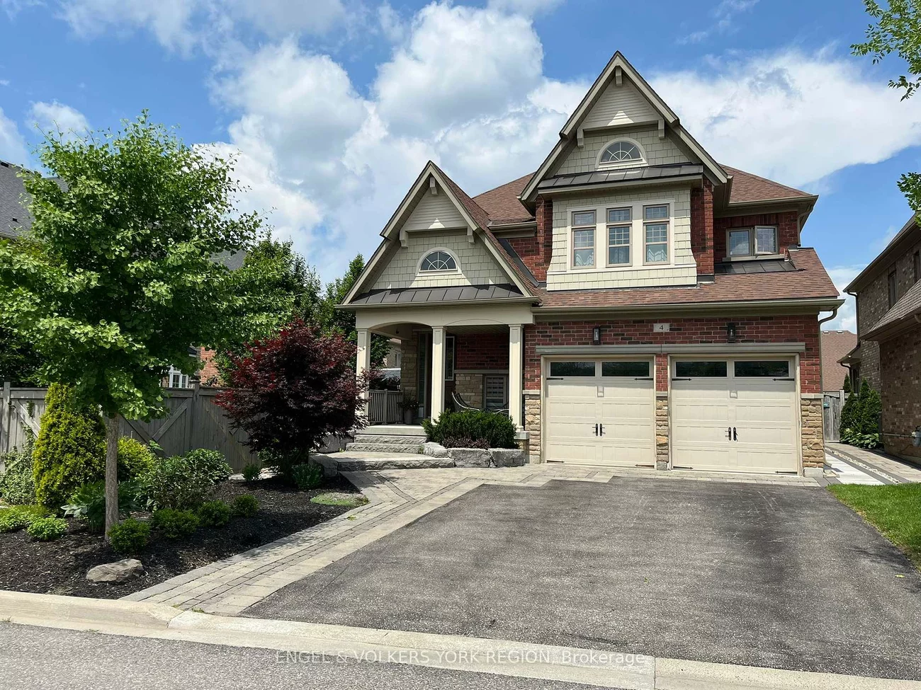 4, Valley Point, King City, King
