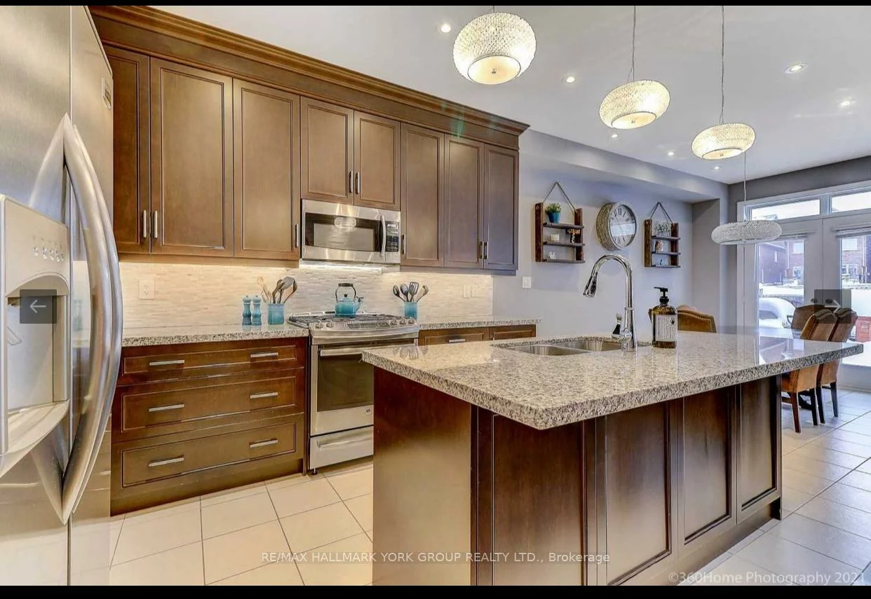 63, Alex Campbell Cres, King City, King