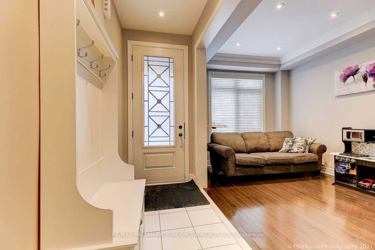 63, Alex Campbell Cres, King City, King