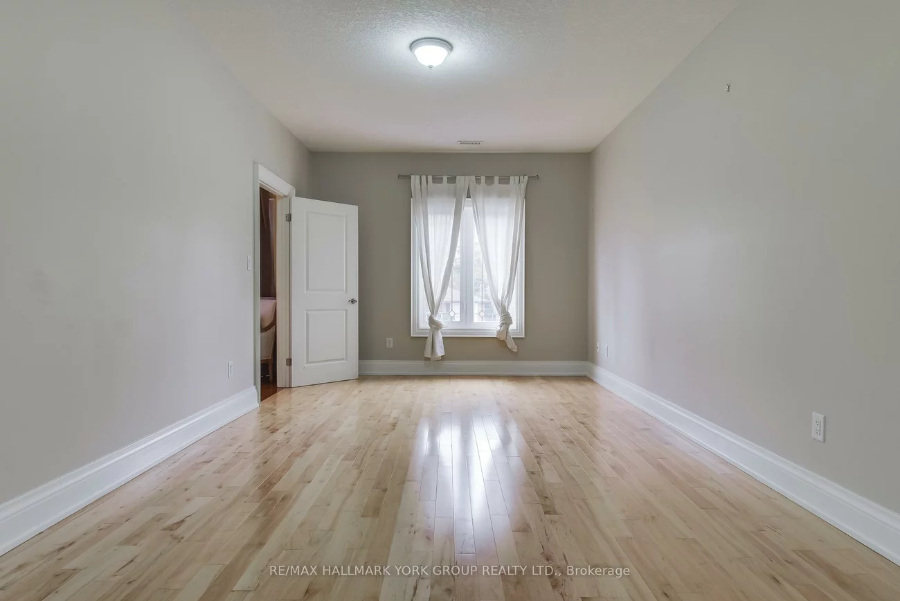 13086, Keele, King City, King