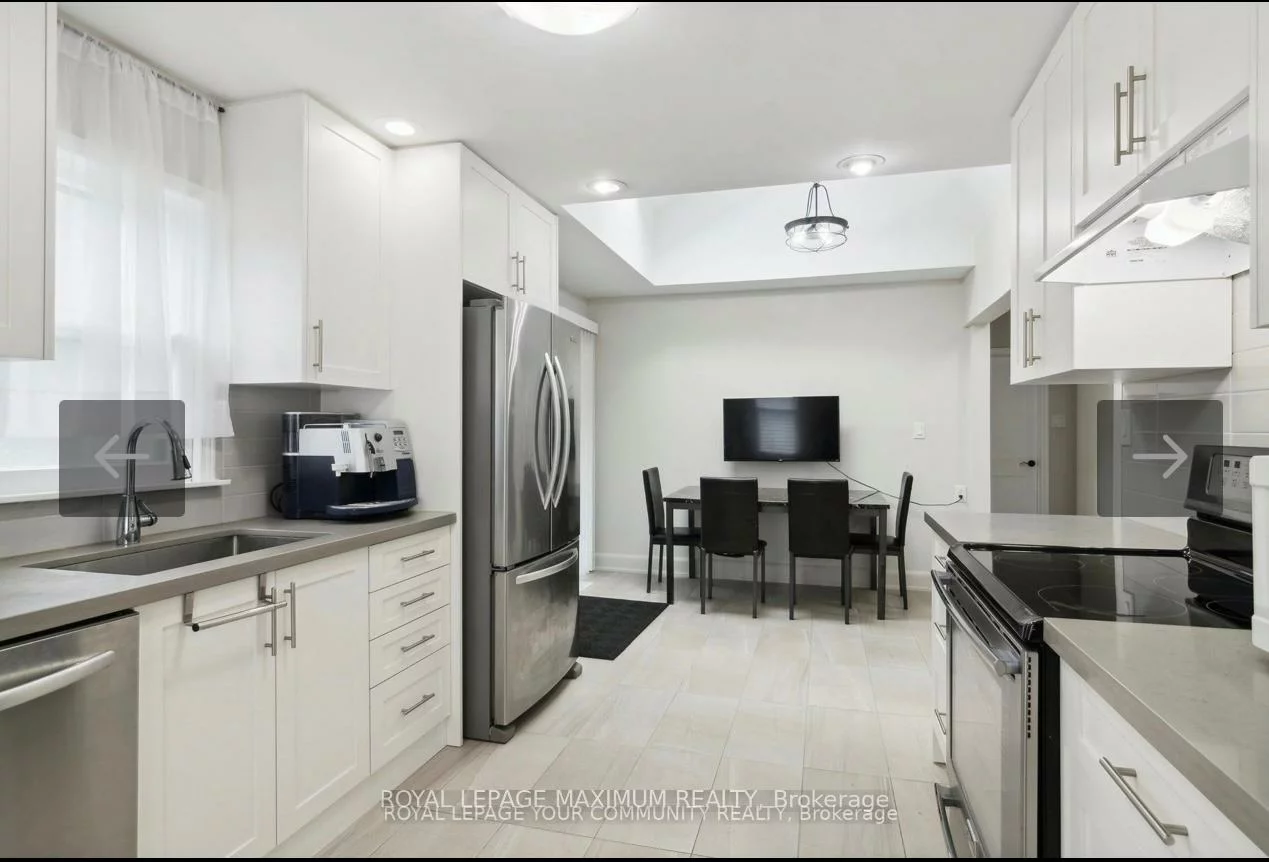 6077, King, Nobleton, King