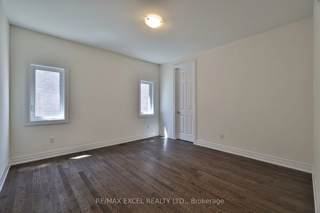 24, Sunny Acre, King City, King