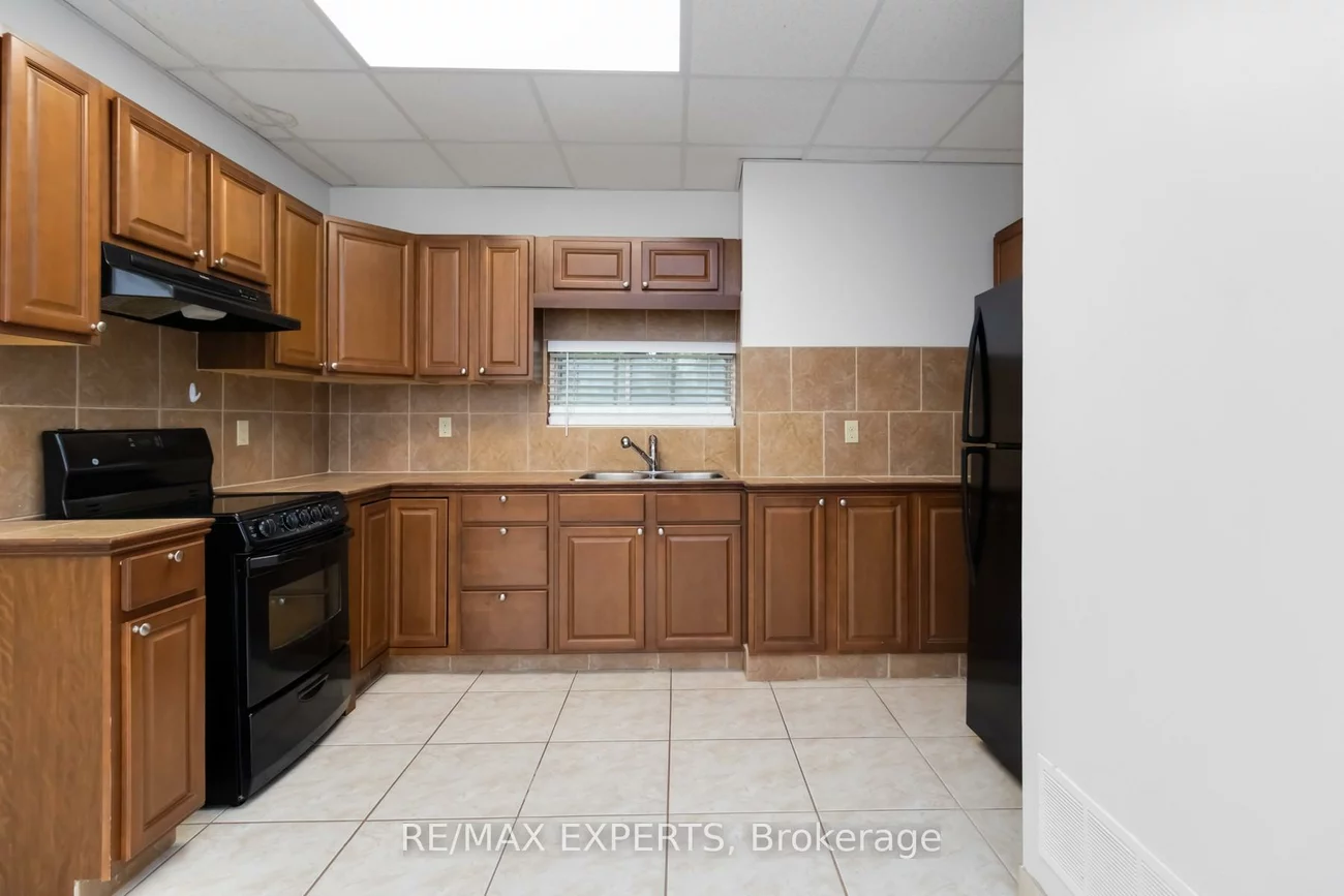 5780, King, Nobleton, King