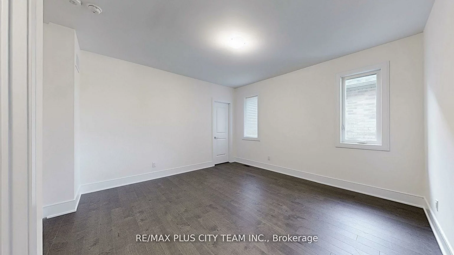 8, Saxby Farm, King City, King