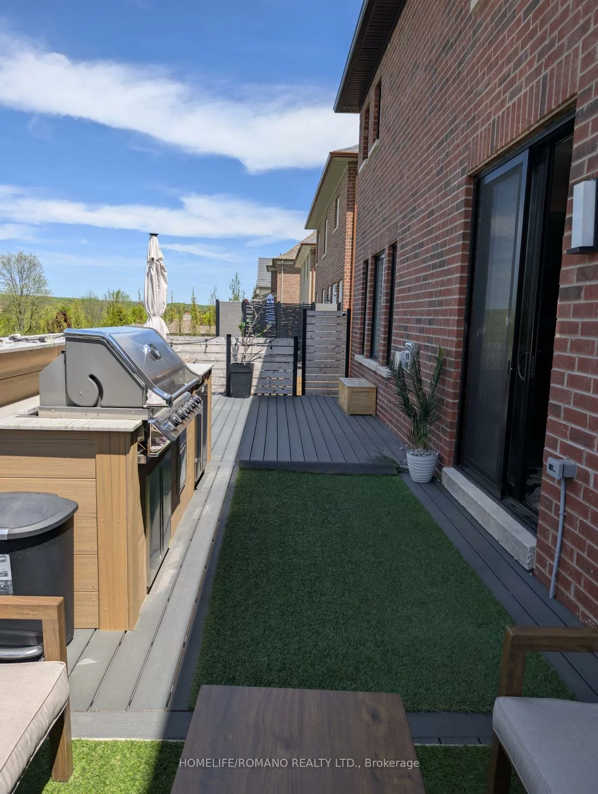 6, Bluff, Nobleton, King