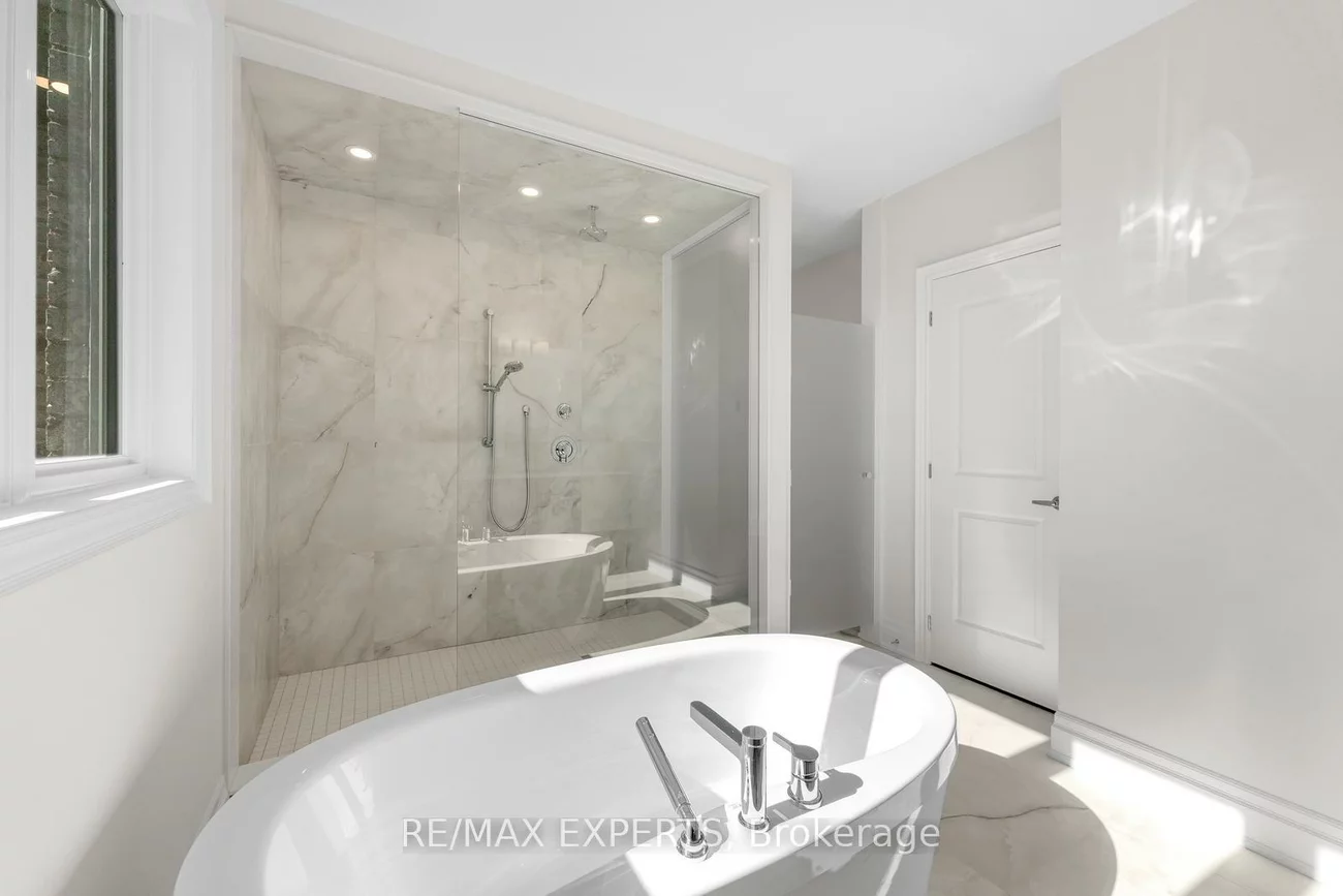 17, Saxby Farm, King City, King