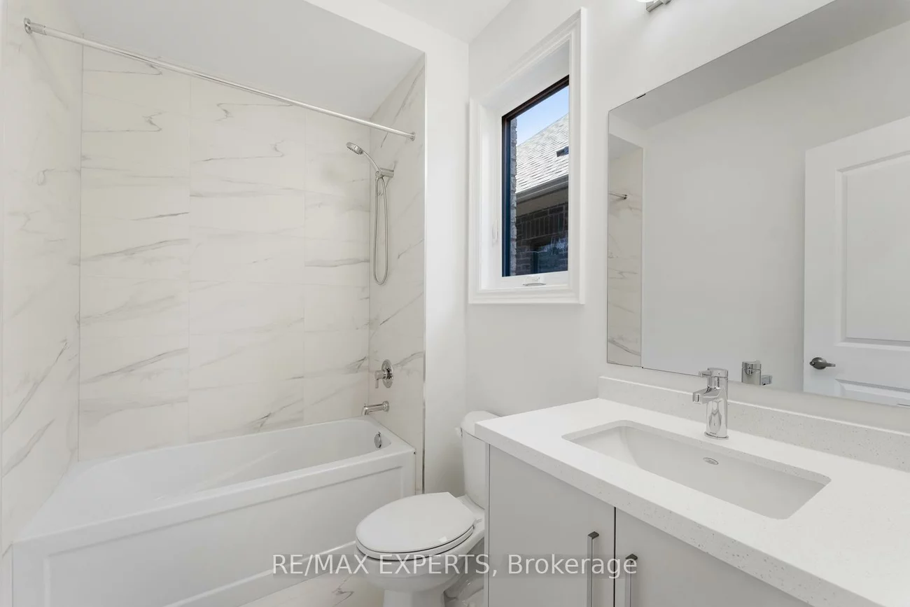 17, Saxby Farm, King City, King