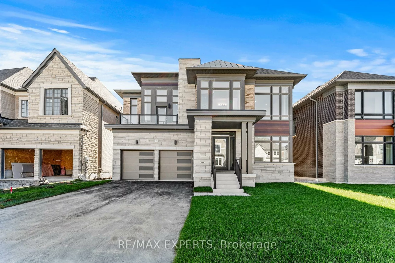 17, Saxby Farm, King City, King