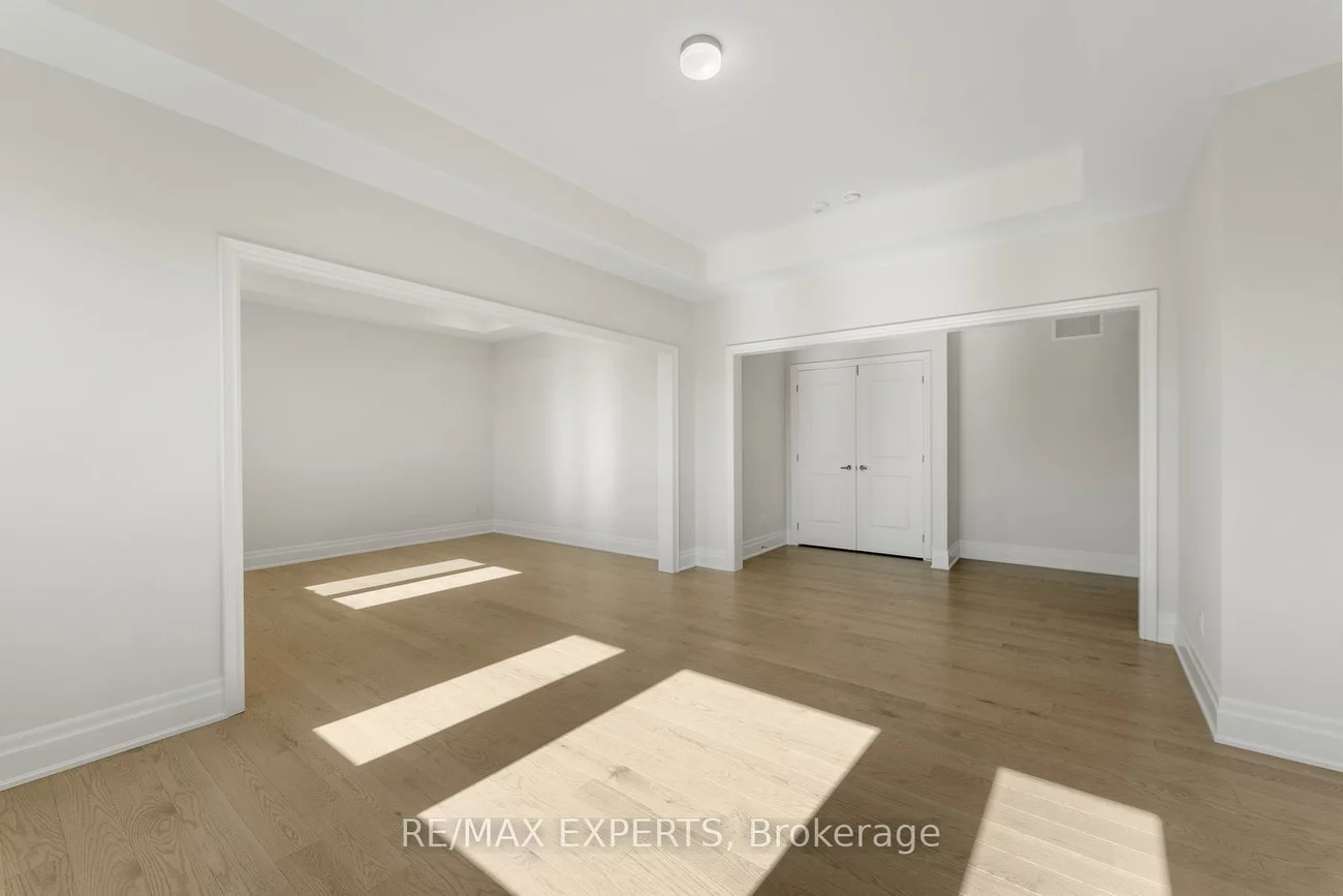 17, Saxby Farm, King City, King