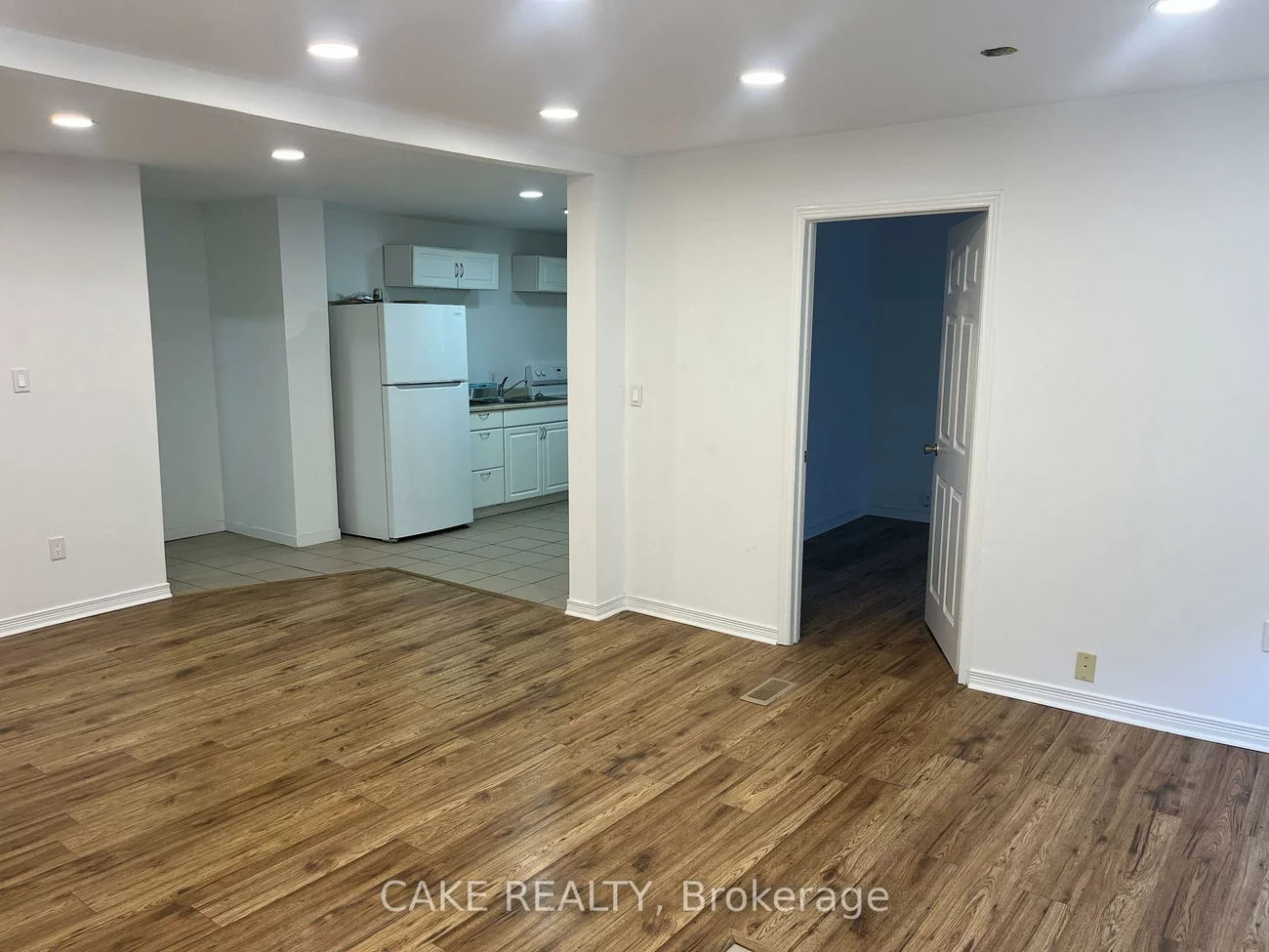 290, MAIN, Schomberg, King