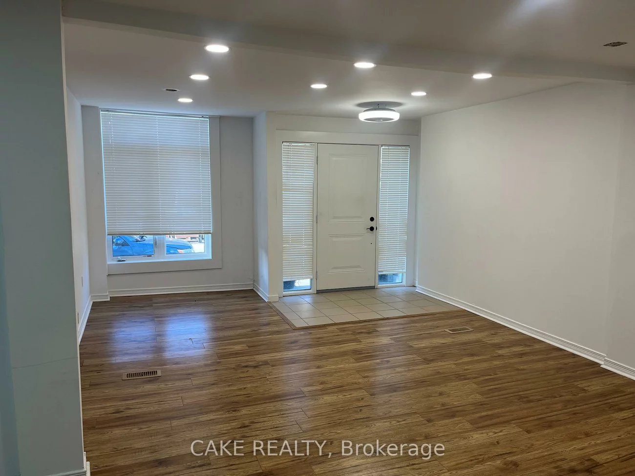 290, MAIN, Schomberg, King