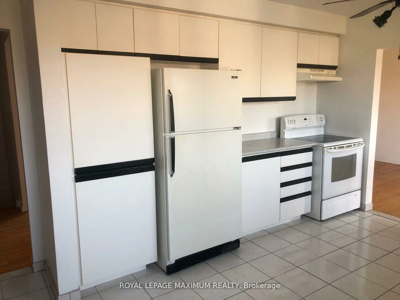 22, Diana, Nobleton, King