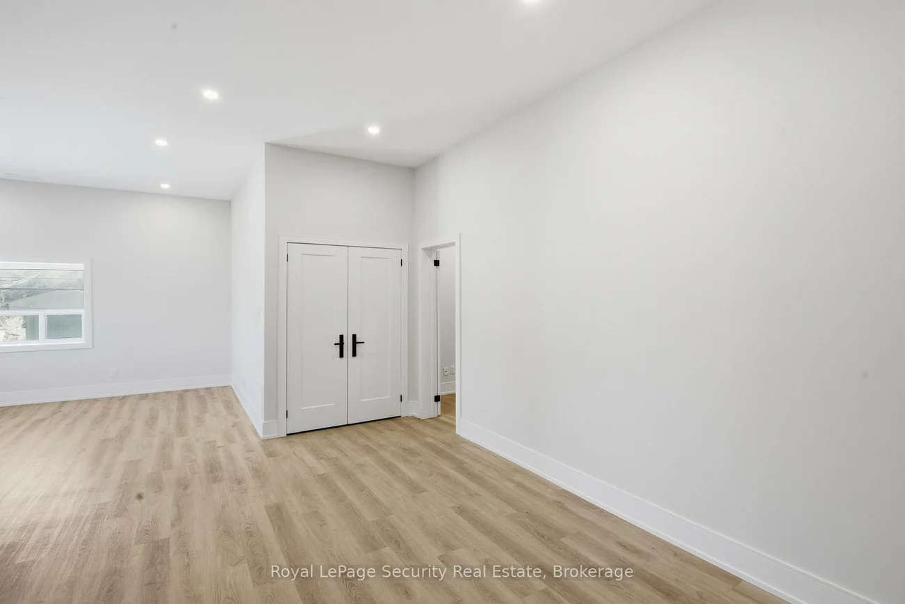 185, Main, Schomberg, King