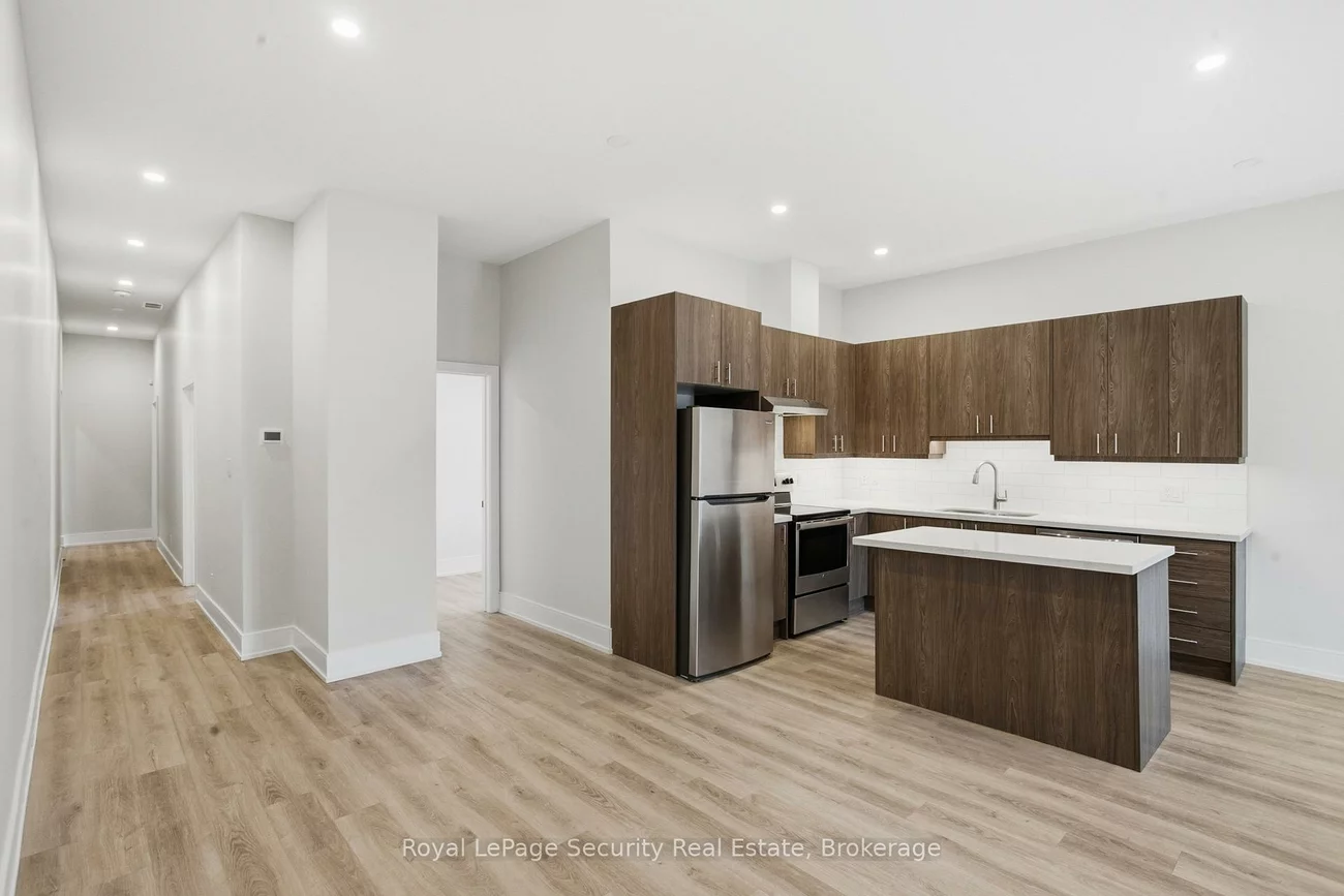 185, Main, Schomberg, King