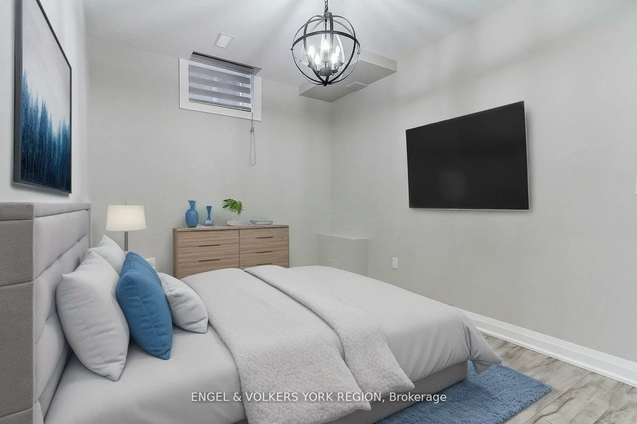 4, Valley Point, King City, King