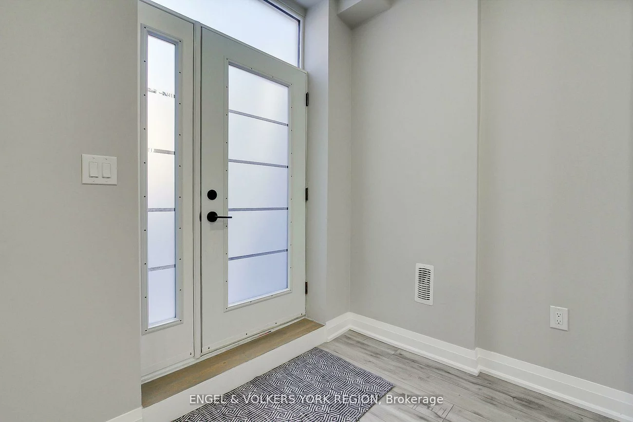 4, Valley Point, King City, King