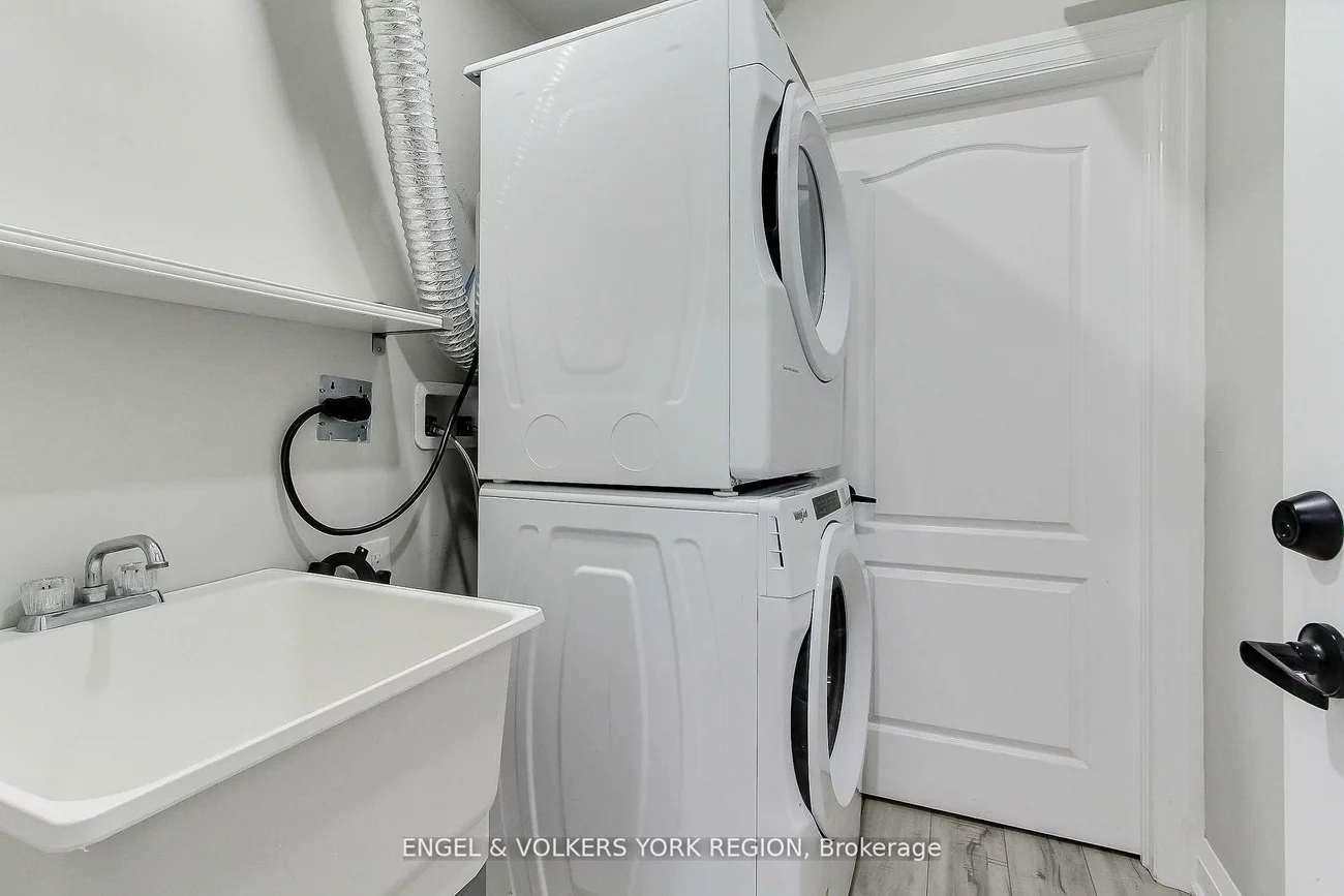 4, Valley Point, King City, King