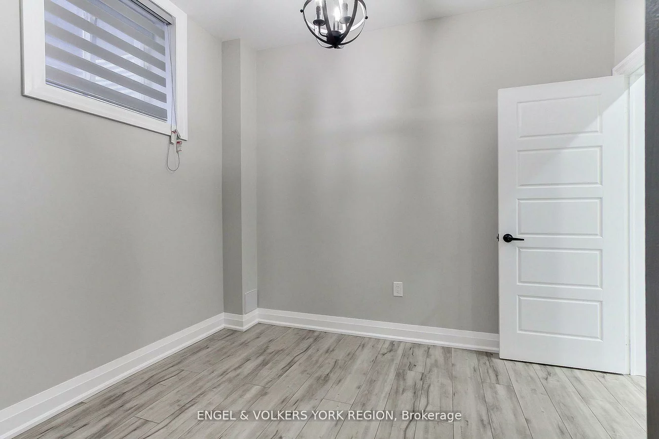 4, Valley Point, King City, King