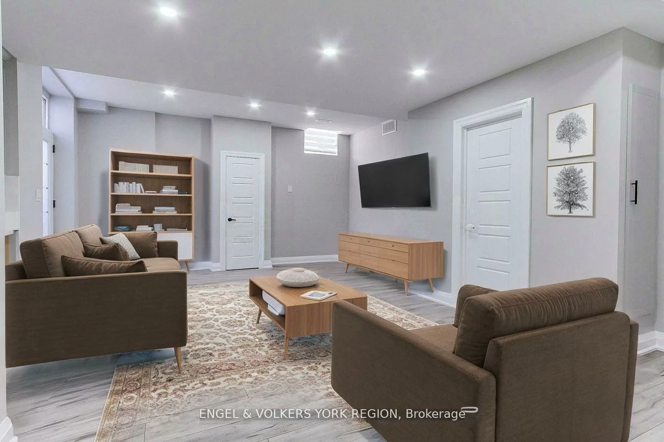 4, Valley Point, King City, King