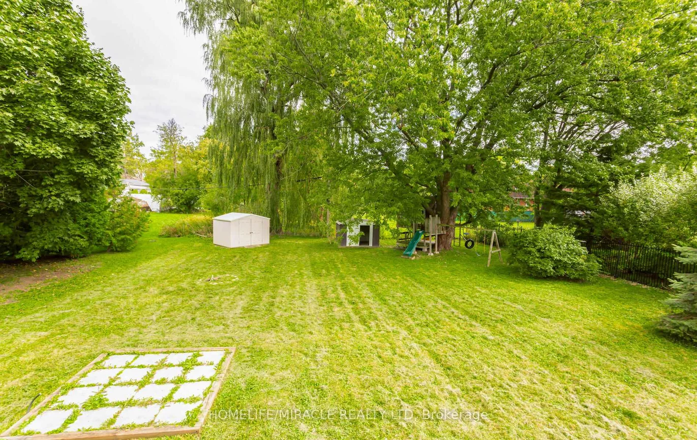 17, Kinsley, Nobleton, King