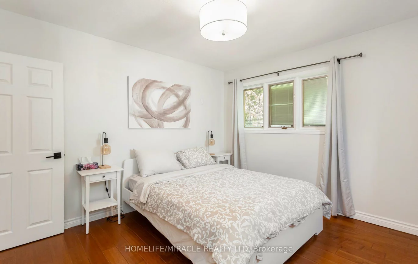 17, Kinsley, Nobleton, King